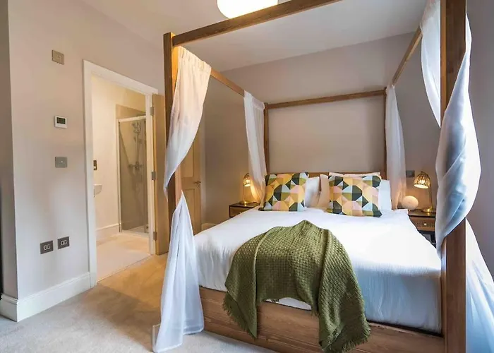 Stylish Sea View Apartment